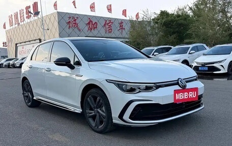 Volkswagen Golf VIII, 2022 год, 1 750 000 рублей, 3 фотография