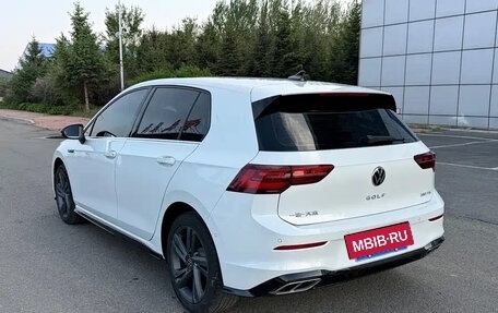 Volkswagen Golf VIII, 2022 год, 1 750 000 рублей, 4 фотография