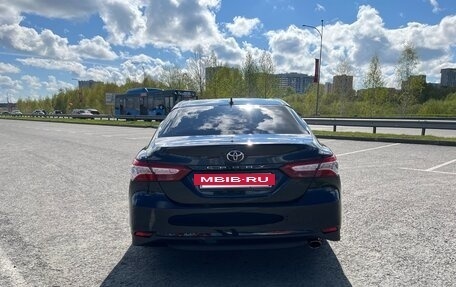 Toyota Camry, 2020 год, 3 150 000 рублей, 6 фотография