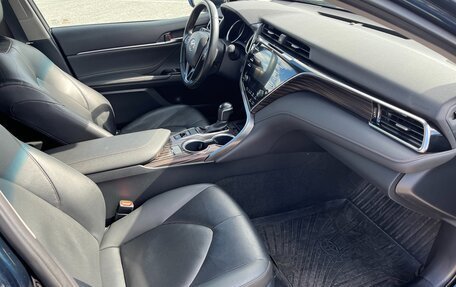 Toyota Camry, 2020 год, 3 150 000 рублей, 15 фотография