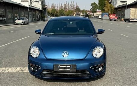 Volkswagen Beetle, 2019 год, 1 450 008 рублей, 2 фотография