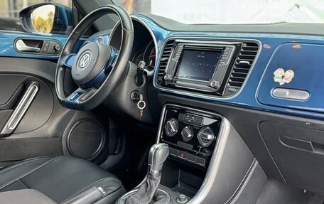 Volkswagen Beetle, 2019 год, 1 450 008 рублей, 10 фотография