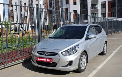 Hyundai Solaris II рестайлинг, 2013 год, 990 000 рублей, 1 фотография