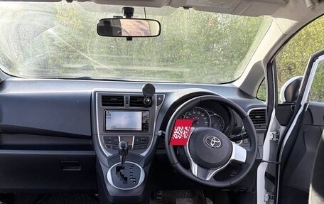 Toyota Ractis II, 2011 год, 800 000 рублей, 17 фотография