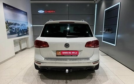 Volkswagen Touareg III, 2016 год, 3 100 000 рублей, 4 фотография
