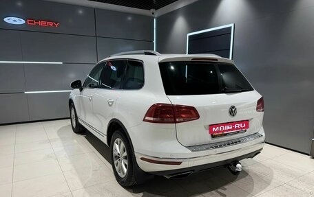 Volkswagen Touareg III, 2016 год, 3 100 000 рублей, 3 фотография