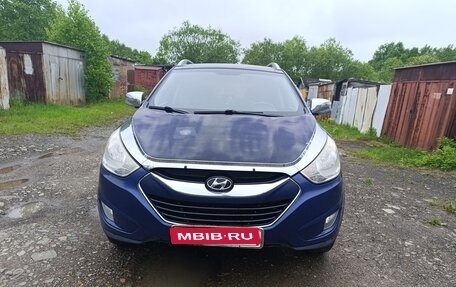 Hyundai Tucson III, 2010 год, 800 000 рублей, 1 фотография