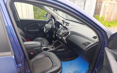 Hyundai Tucson III, 2010 год, 800 000 рублей, 6 фотография
