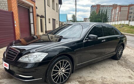 Mercedes-Benz S-Класс, 2010 год, 1 795 000 рублей, 3 фотография