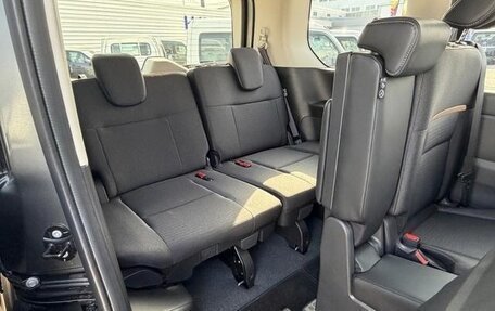 Nissan Serena, 2023 год, 2 650 000 рублей, 22 фотография
