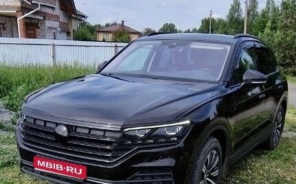 Volkswagen Touareg III, 2019 год, 4 650 000 рублей, 1 фотография
