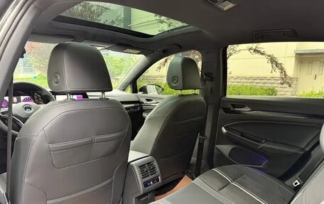Volkswagen Golf VIII, 2023 год, 1 970 000 рублей, 9 фотография
