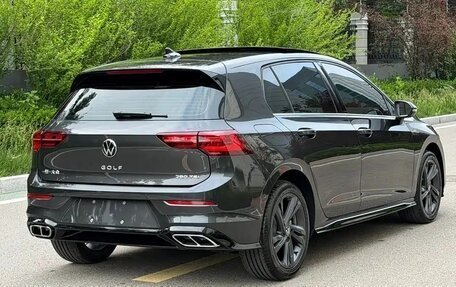 Volkswagen Golf VIII, 2023 год, 1 970 000 рублей, 4 фотография