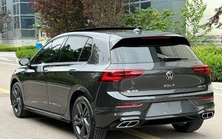 Volkswagen Golf VIII, 2023 год, 1 970 000 рублей, 6 фотография