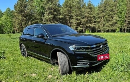 Volkswagen Touareg III, 2021 год, 7 200 000 рублей, 22 фотография