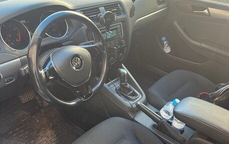 Volkswagen Jetta VI, 2015 год, 1 100 000 рублей, 11 фотография