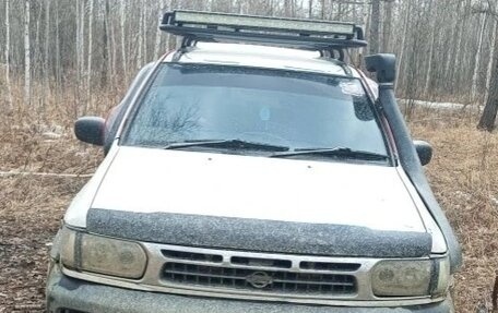Nissan Terrano II рестайлинг, 1996 год, 500 000 рублей, 2 фотография