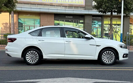 Volkswagen Lavida, 2021 год, 1 134 000 рублей, 4 фотография