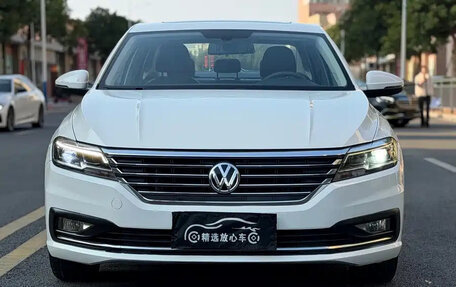 Volkswagen Lavida, 2021 год, 1 134 000 рублей, 2 фотография