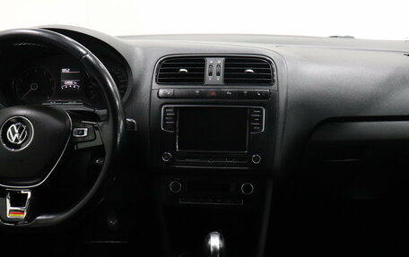 Volkswagen Polo VI (EU Market), 2015 год, 800 000 рублей, 10 фотография