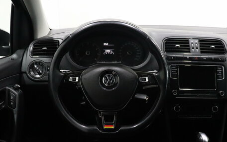 Volkswagen Polo VI (EU Market), 2015 год, 800 000 рублей, 8 фотография