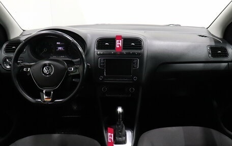 Volkswagen Polo VI (EU Market), 2015 год, 800 000 рублей, 6 фотография