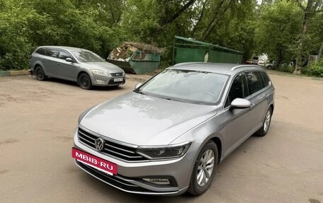 Volkswagen Passat B8 рестайлинг, 2019 год, 2 200 000 рублей, 2 фотография