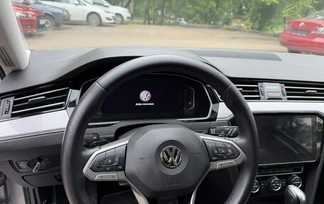 Volkswagen Passat B8 рестайлинг, 2019 год, 2 200 000 рублей, 6 фотография