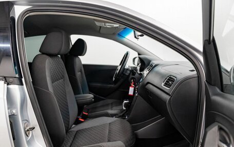Volkswagen Polo VI (EU Market), 2019 год, 1 299 000 рублей, 7 фотография