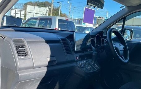 Honda Crossroad, 2010 год, 989 000 рублей, 22 фотография