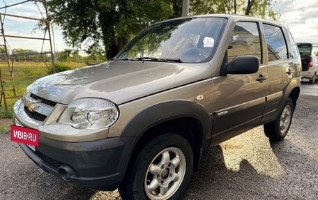 Chevrolet Niva I рестайлинг, 2011 год, 730 000 рублей, 8 фотография