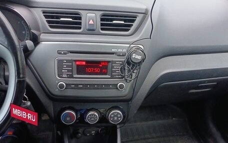 KIA Rio III рестайлинг, 2017 год, 950 000 рублей, 10 фотография