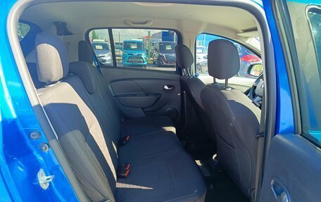 Renault Sandero II рестайлинг, 2015 год, 869 995 рублей, 14 фотография