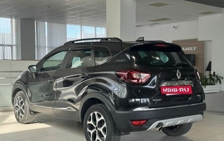 Renault Kaptur I рестайлинг, 2018 год, 1 550 000 рублей, 6 фотография