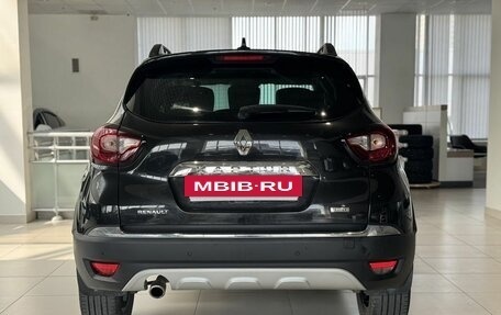 Renault Kaptur I рестайлинг, 2018 год, 1 550 000 рублей, 5 фотография
