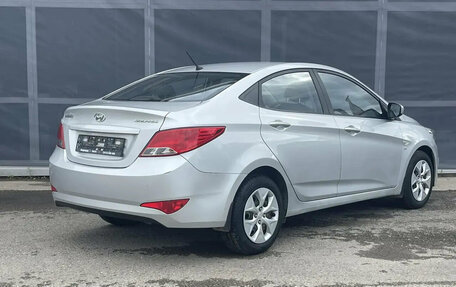 Hyundai Solaris II рестайлинг, 2015 год, 1 050 000 рублей, 8 фотография