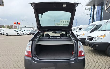 Toyota Prius, 2008 год, 565 000 рублей, 8 фотография