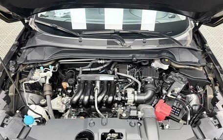 Honda Vezel, 2024 год, 1 720 000 рублей, 16 фотография