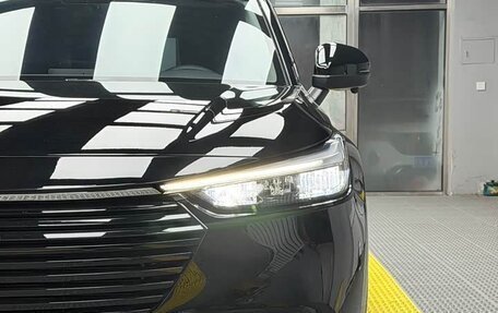 Honda Vezel, 2024 год, 1 720 000 рублей, 15 фотография