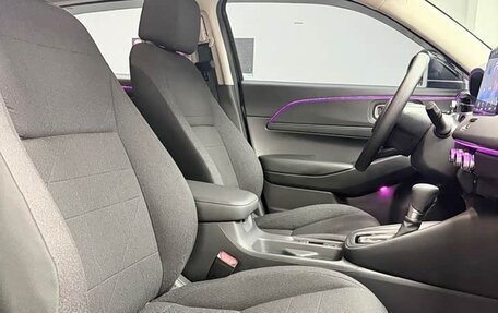 Honda Vezel, 2024 год, 1 720 000 рублей, 23 фотография