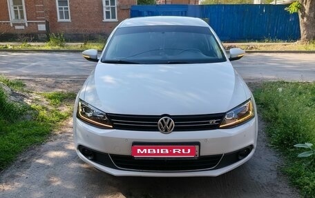 Volkswagen Jetta VI, 2012 год, 1 150 000 рублей, 1 фотография