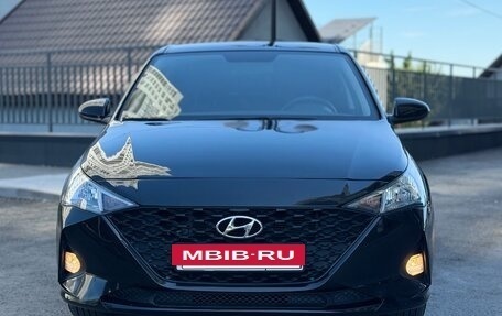 Hyundai Solaris II рестайлинг, 2022 год, 1 670 000 рублей, 2 фотография