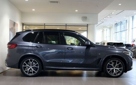 BMW X5, 2019 год, 5 950 000 рублей, 4 фотография