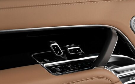 Land Rover Range Rover IV рестайлинг, 2024 год, 18 000 000 рублей, 11 фотография
