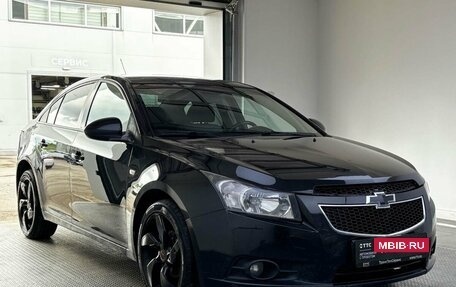 Chevrolet Cruze II, 2012 год, 665 000 рублей, 3 фотография