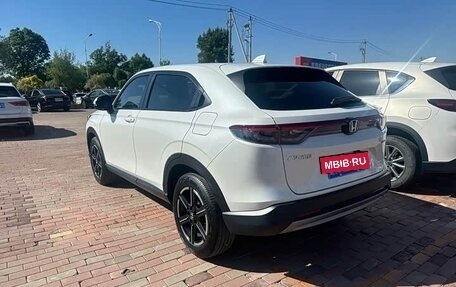 Honda Vezel, 2023 год, 1 770 000 рублей, 5 фотография