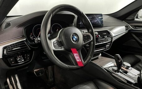 BMW 5 серия, 2018 год, 3 297 000 рублей, 12 фотография