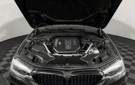 BMW 5 серия, 2018 год, 3 297 000 рублей, 3 фотография