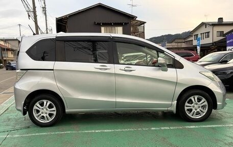 Honda Freed I, 2012 год, 680 000 рублей, 5 фотография