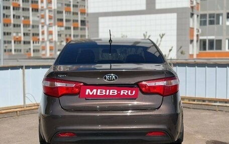 KIA Rio III рестайлинг, 2014 год, 830 000 рублей, 5 фотография